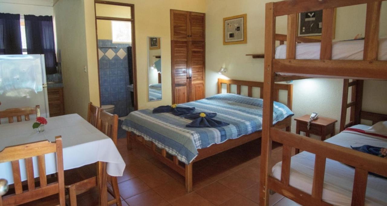 Hotel Isolina Beach Potrero  Kültér fotó