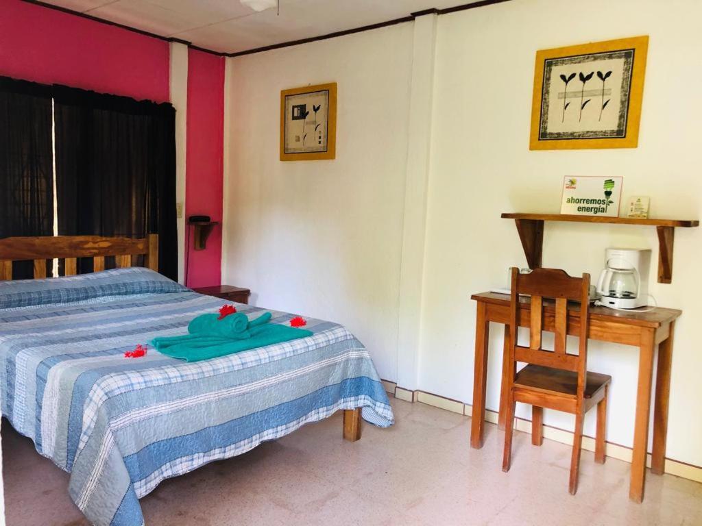 Hotel Isolina Beach Potrero  Kültér fotó