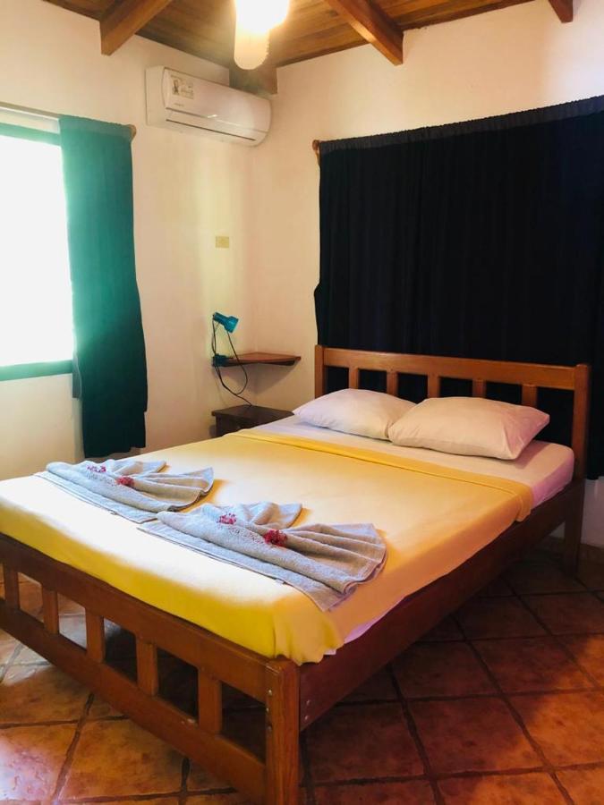 Hotel Isolina Beach Potrero  Kültér fotó