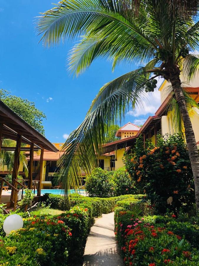 Hotel Isolina Beach Potrero  Kültér fotó